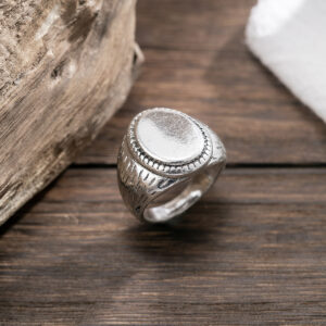 Fashion trendy oval shape with pattern design all-match ring