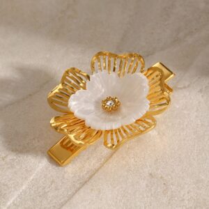 18K gold flower-shaped hair accessories with hollow design