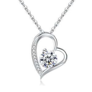 Fashionable Heart Shaped Zircon Gift Box Necklace for Daughter