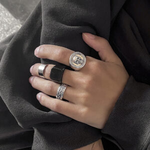 Fashion Simple Skull Design Versatile Ring