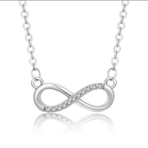 Trendy Figure 8 Diamond Design Gift Box Necklace for Mom or Daughter